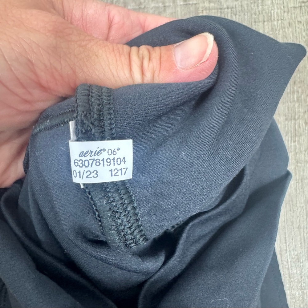 Aerie Crossover Flowy Shorts Black Size Medium High Rise Athletic Lounge - Picture 6 of 8